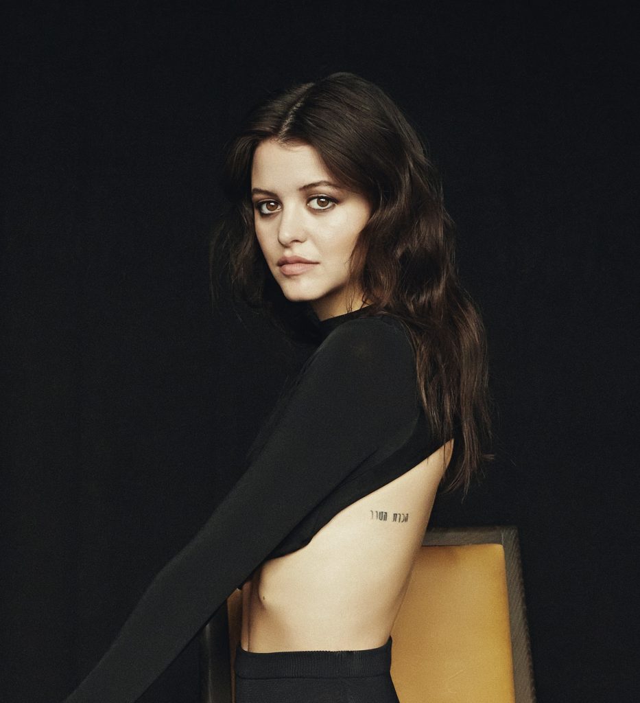 sara waisglass Body Measurements Bra Size Height Weight Age Shoe Stats